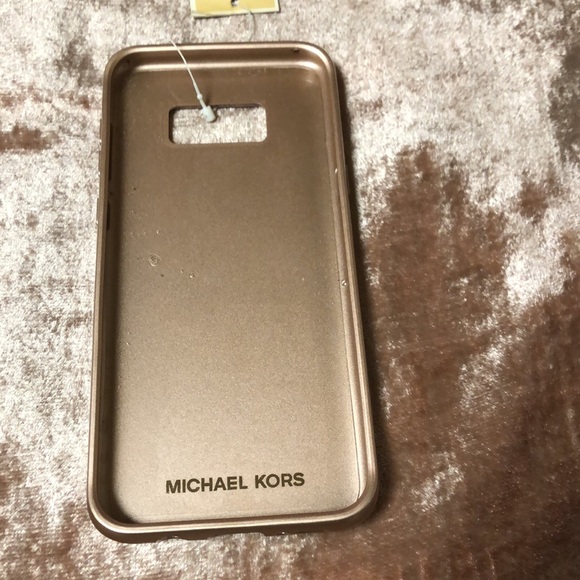 NWT Michael Kors phone case rose, gold leather - Picture 2 of 4